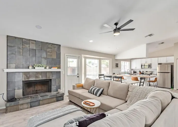 Holiday home Modern Private Paradise W Pool Chandler